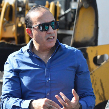 رئيس مدينة بورفؤاد يتفقد معدات النقل الميكانيكي ويؤكد أهمية الصيانة الدورية ورفع كفاءة منظومة النظافة