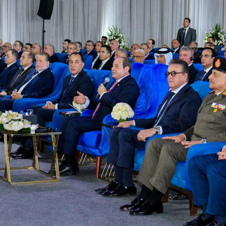 الرئيس السيسي يشهد افتتاح محطات بحرية جديدة بشرق بورسعيد… إنجازات تعزز مكانة مصر كمركز عالمي للنقل واللوجستيات